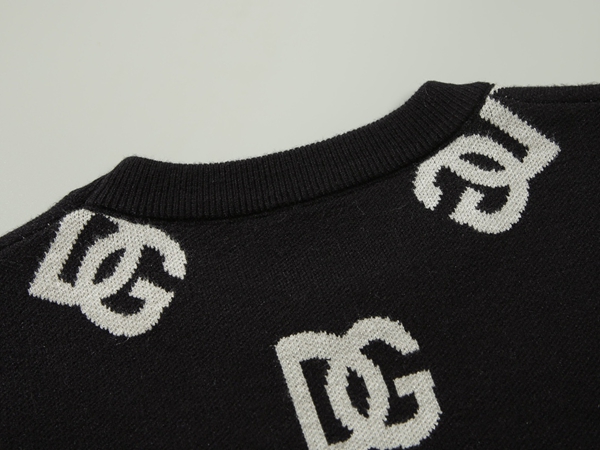 ブランドセーター着用イメージ